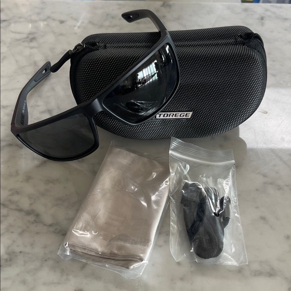 Sleek Black Sunglasses with Case - Picture 1 of 9